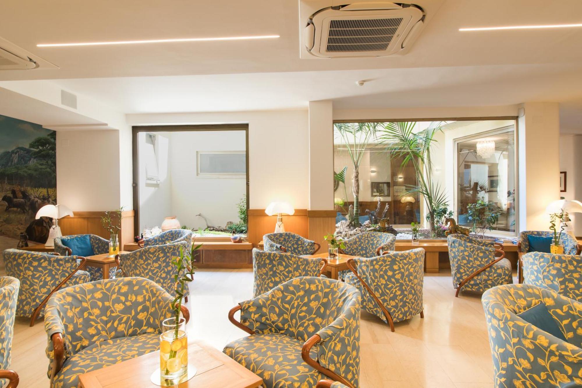 קסטליונה דלה פסקאיה Hotel L'Approdo מראה חיצוני תמונה